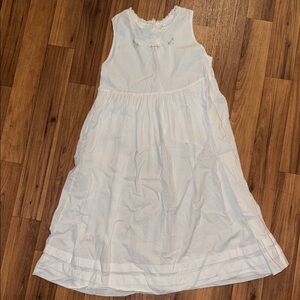 Strasburg White Sleeveless Kids Dress with Embroidery
100% cotton
